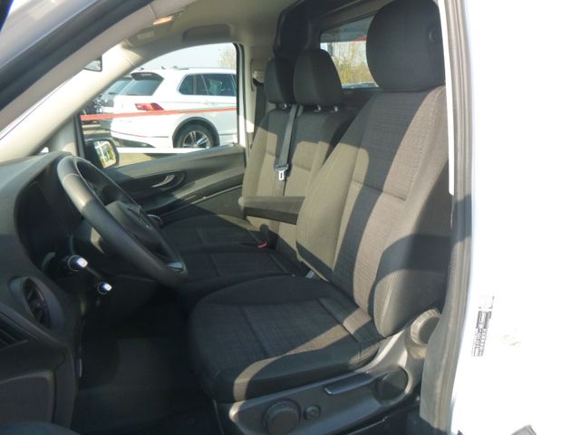 Fahrzeugabbildung Mercedes-Benz Vito Kasten 114 CDI >Klima /NAVI/3-Sitze