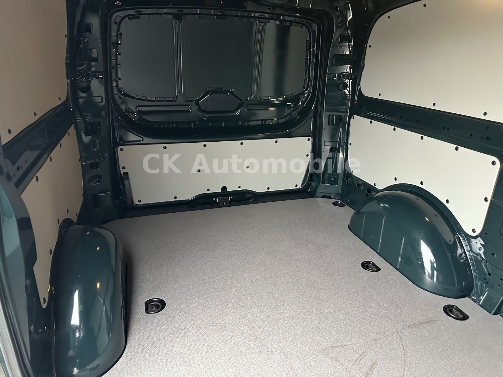 Fahrzeugabbildung Mercedes-Benz Vito Kasten 114CDI RWD lang/Klima/Tempomat/AHK