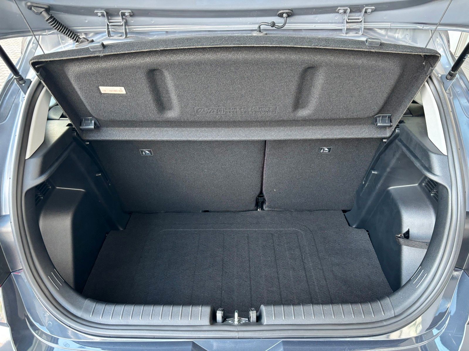 Fahrzeugabbildung Hyundai i20 Select Navi/PDC/Kamera!