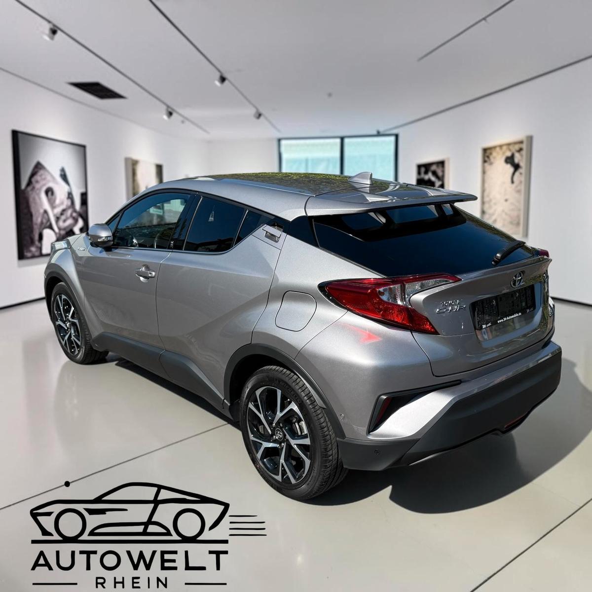 Toyota C-HR Hybrid Team D