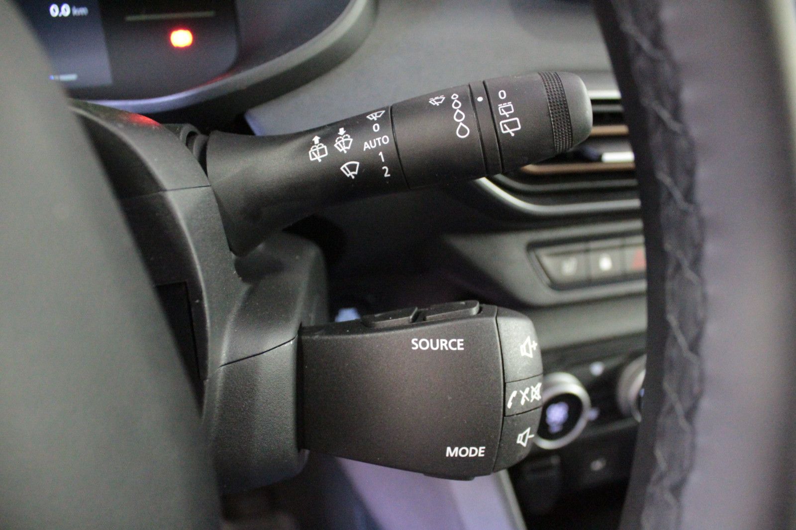 Fahrzeugabbildung Dacia Jogger Hybrid 140 Extreme 5-Sitzer*Winterpaket*