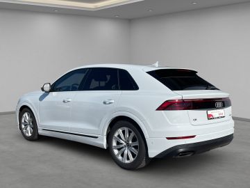 Audi Q8 - 2