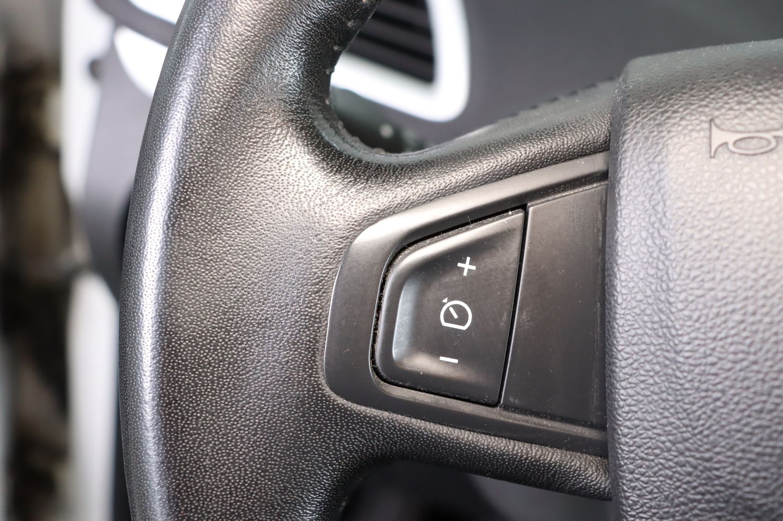 Fahrzeugabbildung Renault Grand Scénic * Navi * Sitzhzg. * Keyless
