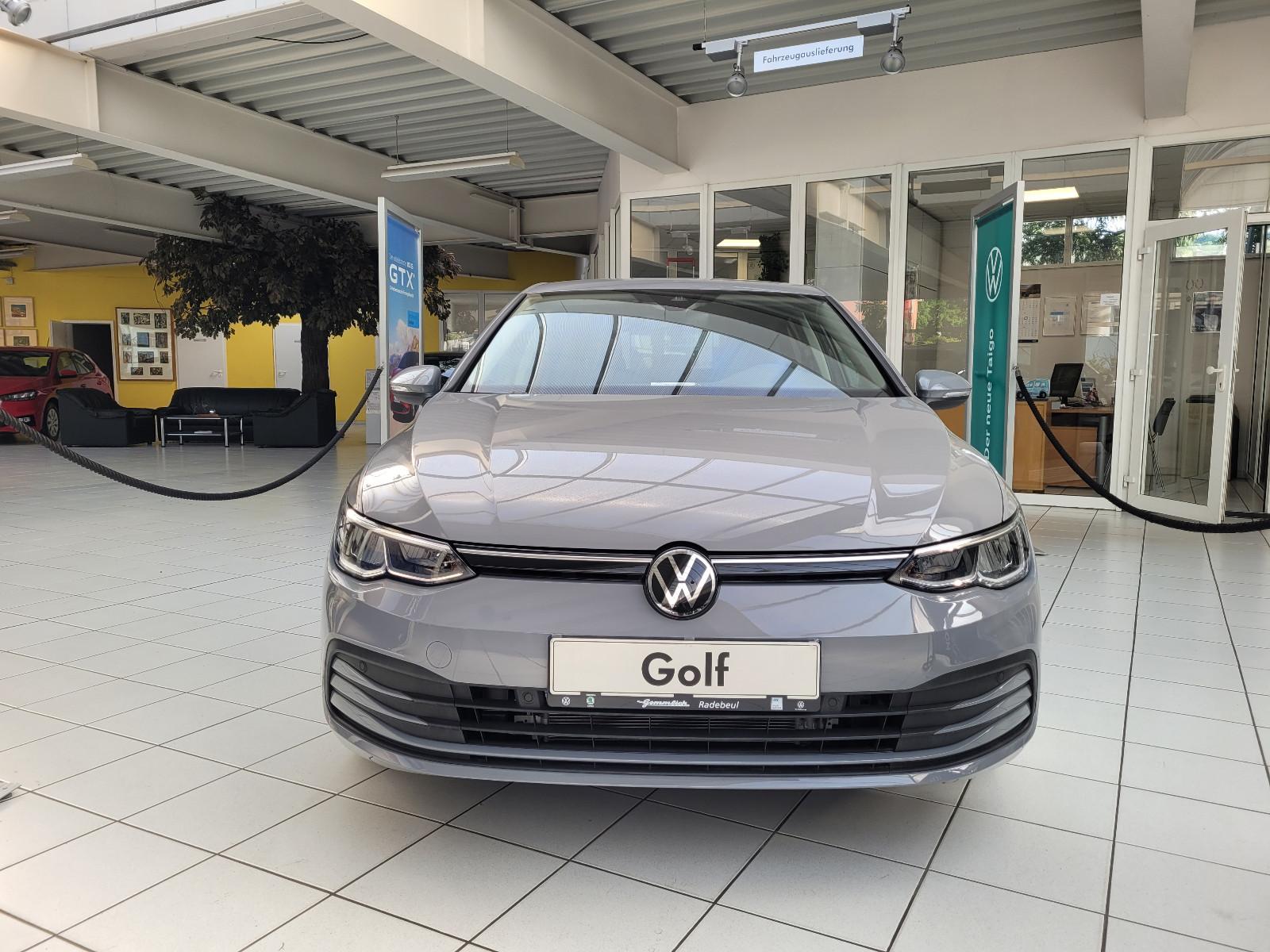 Volkswagen Golf VIII Lim. 1.0 TSI Life