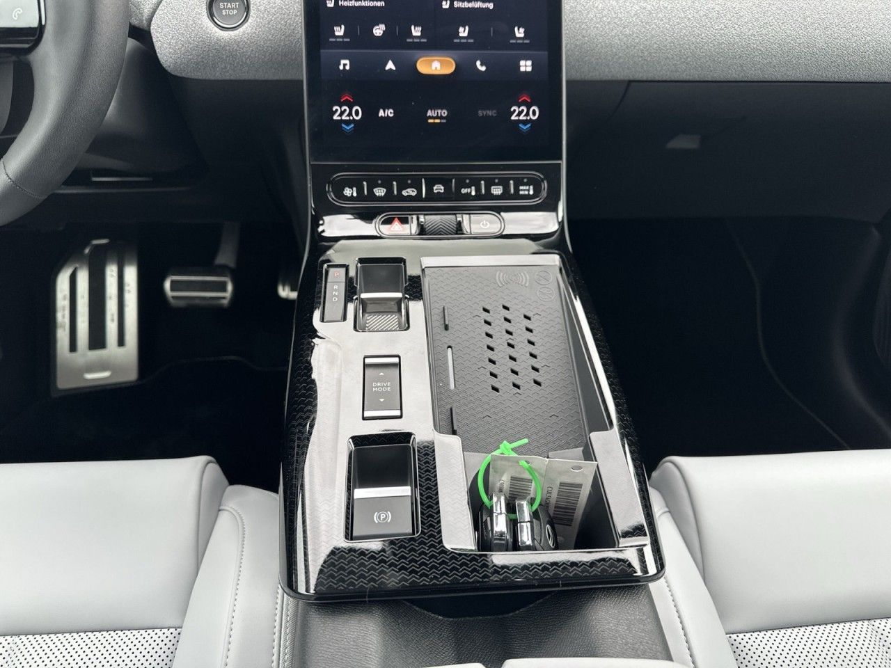 Fahrzeugabbildung Citroën C5 Aircross Elektro 210 Komfort-Range Team D - mit KI generiert/bearbeitet