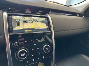Land-Rover Discovery Sport - 10