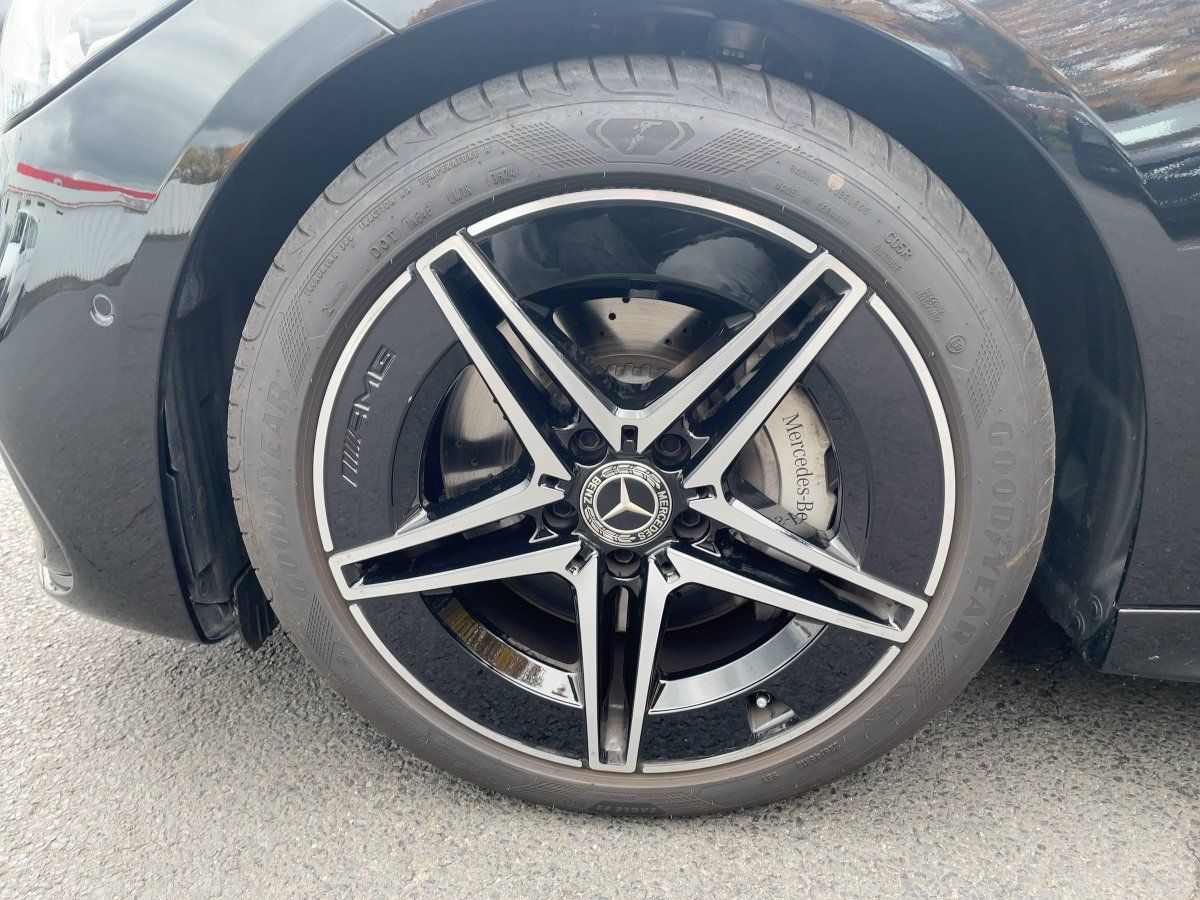 Fahrzeugabbildung Mercedes-Benz C 220 d T-Modell AMG/Night/360°/AHK/18''