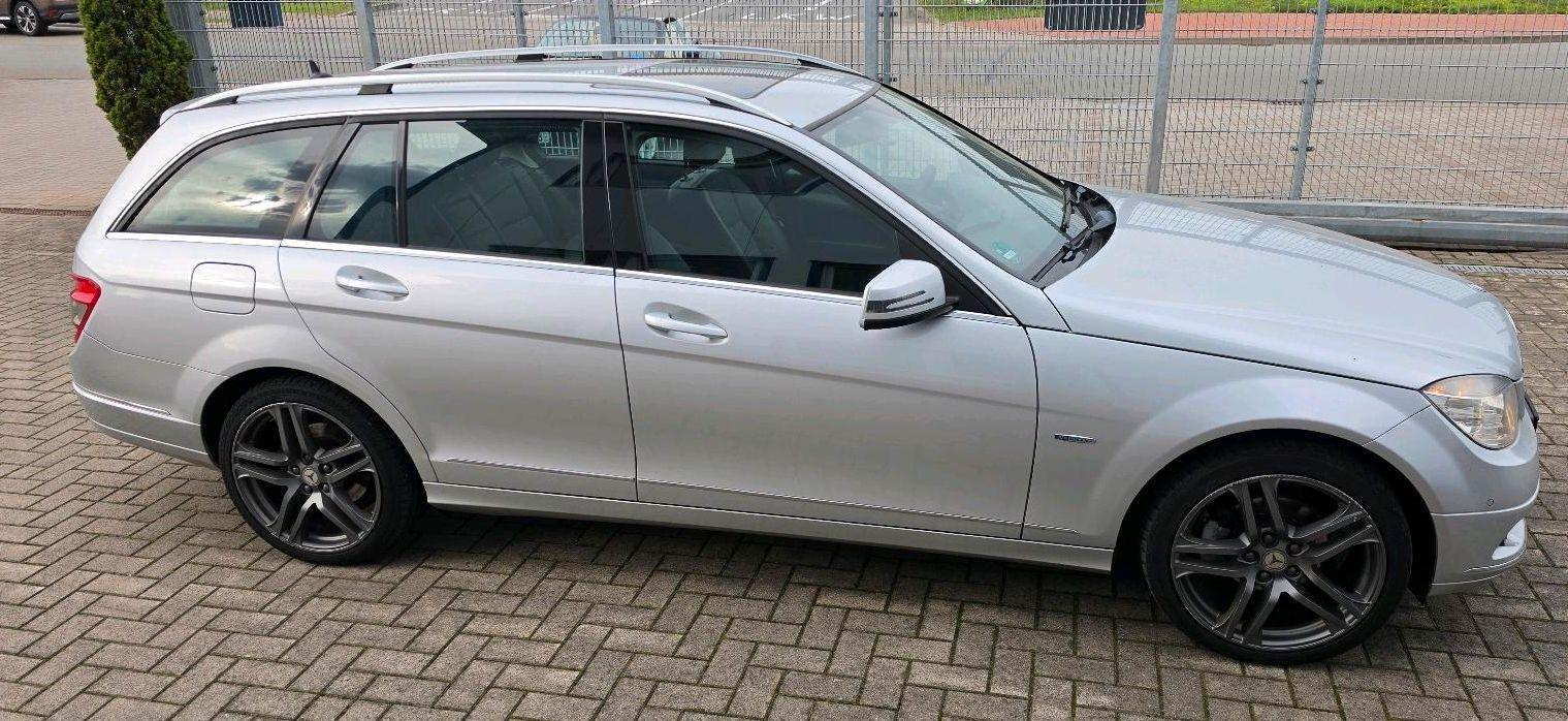 Mercedes-Benz C180 2010 — engine 156 HP (115kW)