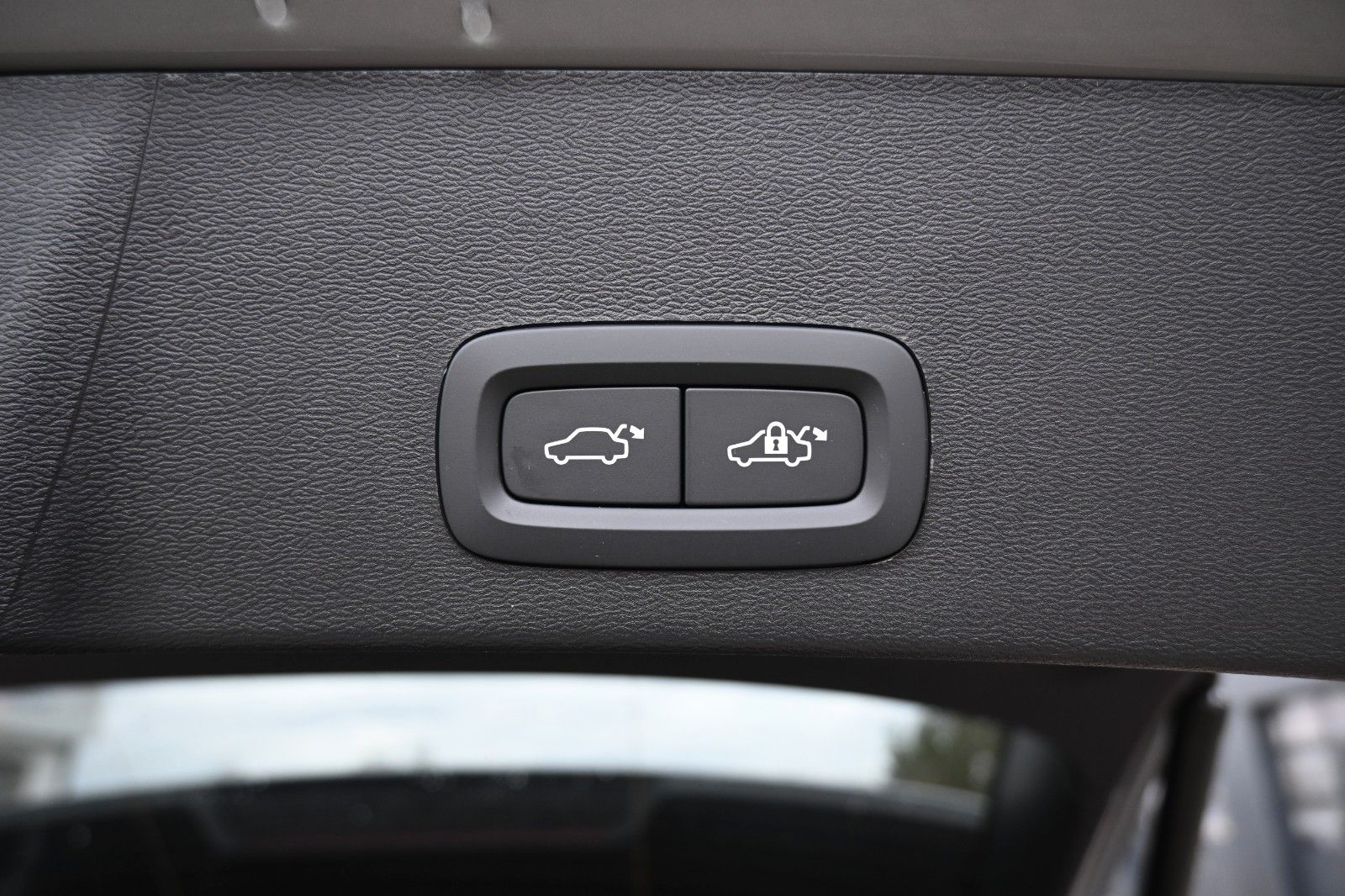 Fahrzeugabbildung Volvo XC40 B3 DKG *360°*ACC*Allwetter*Lenkradhzg*