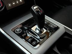 JAGUAR XE R-Dynamic S|ACC|HUD|SHZ|PDC|LED|DAB|BT|Kamera