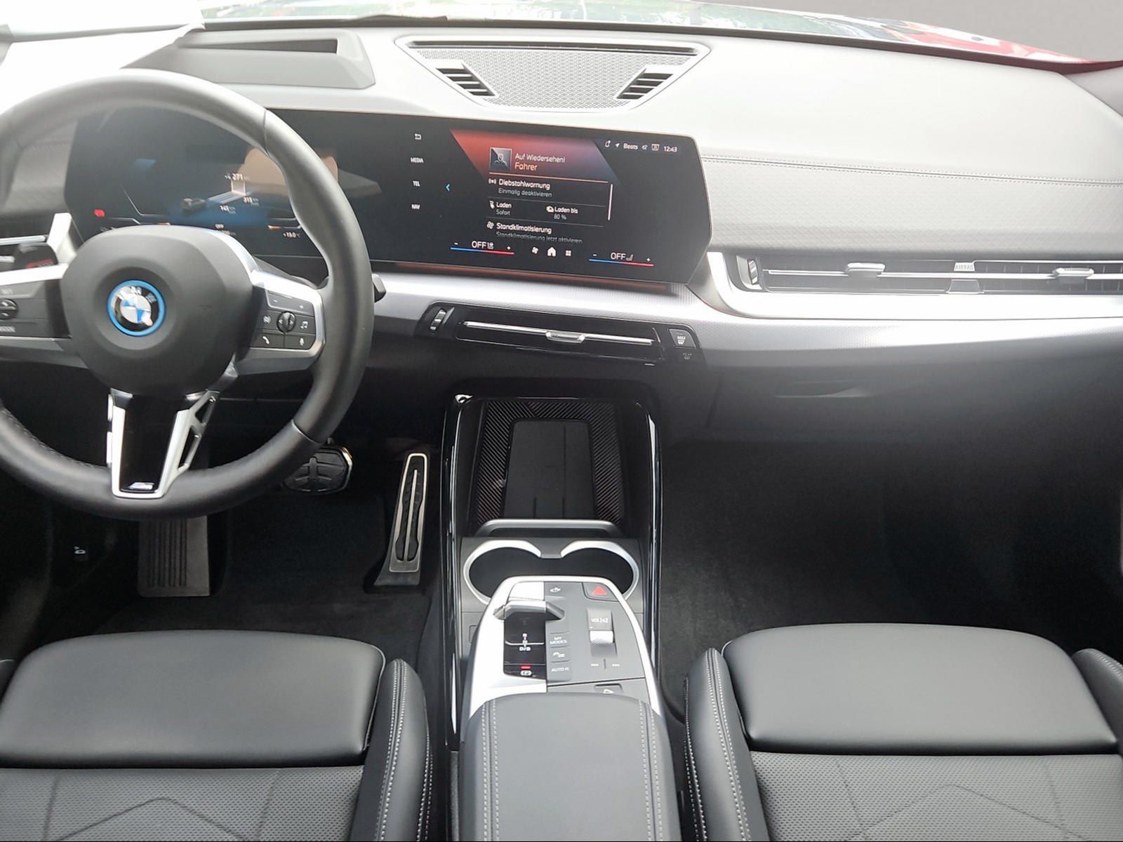 BMW iX2 - Bild 10
