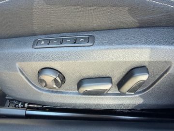 Skoda Superb Style 1.5 TSI DSG+AHK+LED+Navi+AppC