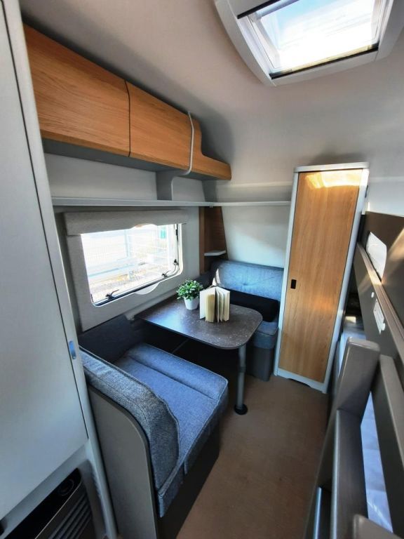 Fahrzeugabbildung Bürstner B66 Plus 510 TK Verfüg./Sparen Sie 4.630,- €