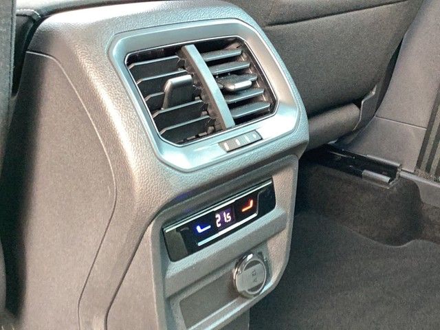 Fahrzeugabbildung Volkswagen Tiguan TDI Active DSG LED Navi ACC AHK SHZ