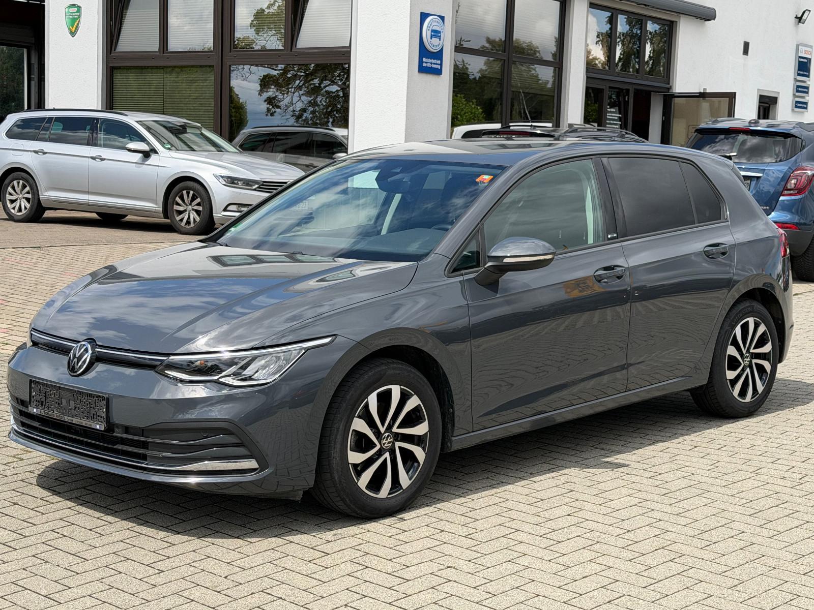 Volkswagen Golf VIII Lim 2,0lTDI 115PS LED Climatr Navi PDC