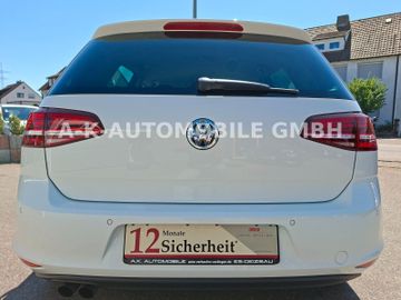 Volkswagen Golf - 8