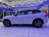 Volvo XC60 2.0 T4 R Design - Volvo mit Benzin-Antrieb