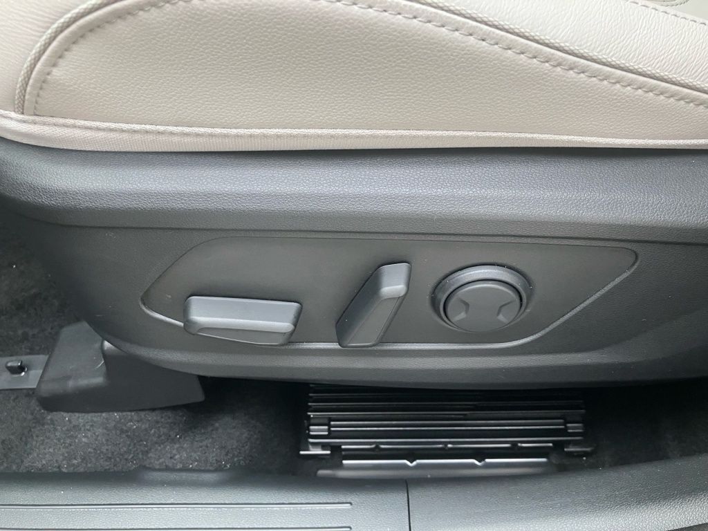 Fahrzeugabbildung Hyundai TUCSON 1.6 T-GDi 2WD 7-DCT Prime 4xSHZ ACC AUT