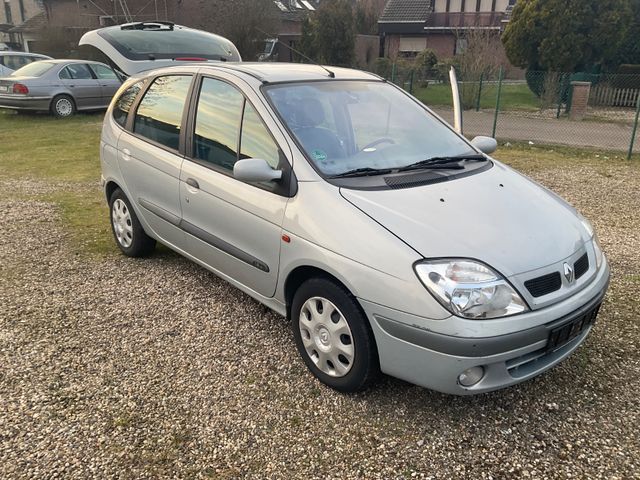 Renault Scenic Dynamique 1.6 16V