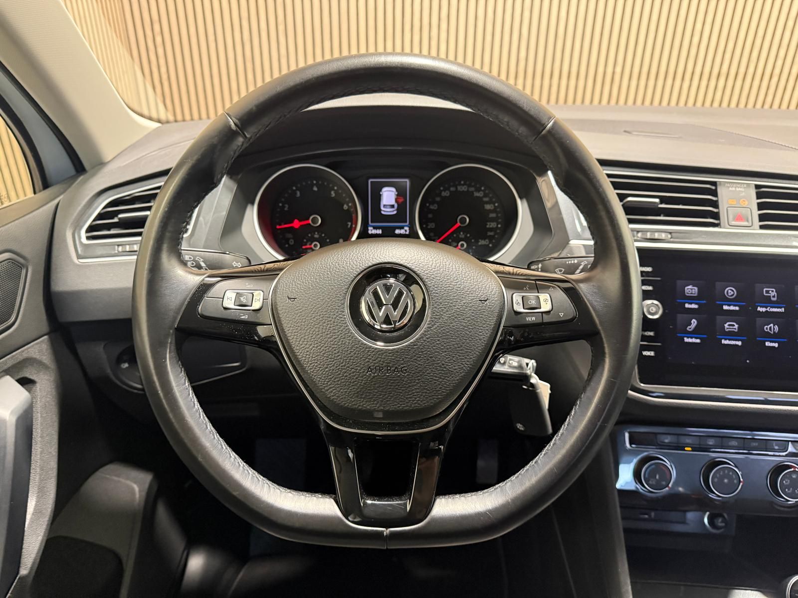 Volkswagen Tiguan 1.5 TSI Comfortline SHZ|AHK|RFK|Winter|PD foto 8