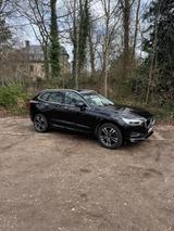 Volvo XC60 D4 Harman Kardon/Sitzheizung/Carplay  - Volvo XC60 in Duisburg