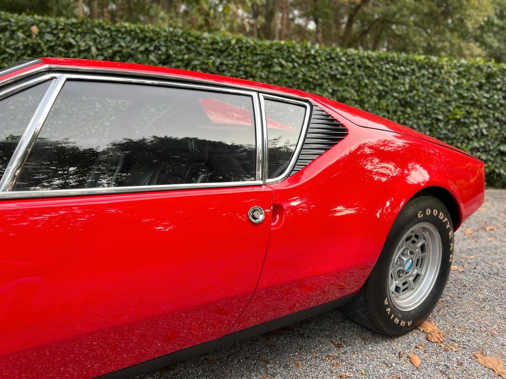 DeTomaso Pantera
