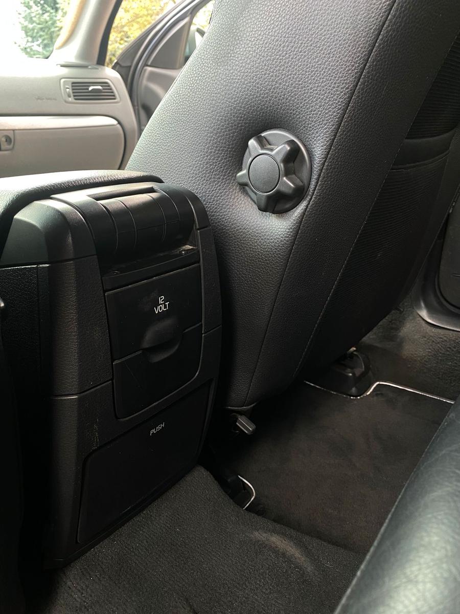 Volvo V70 2007 — photo 12