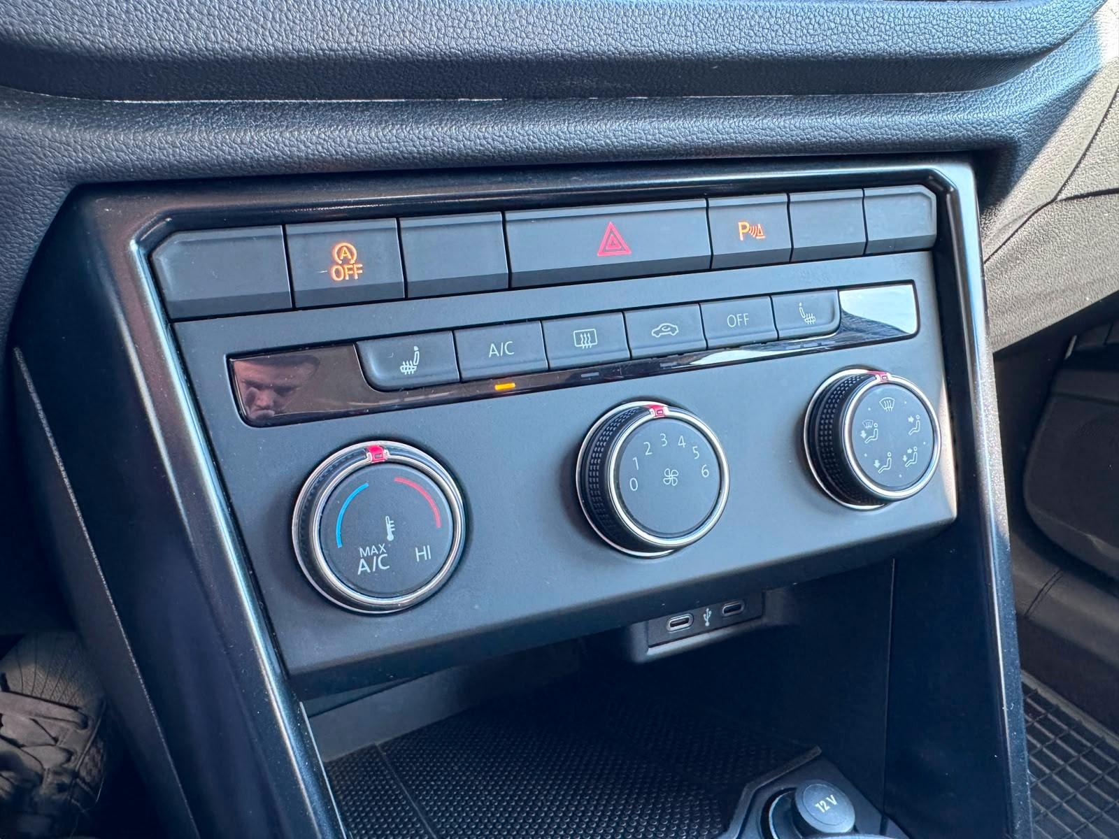 Volkswagen T-Roc CarPlay, PDC, Sitzheizung, миниатюра 23