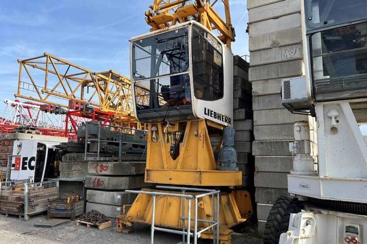 Liebherr 180 EC-H 10 Litronic