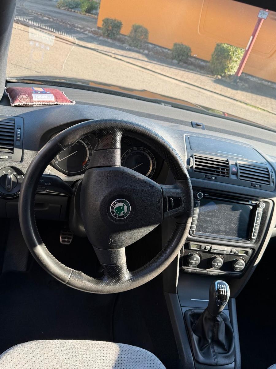 Skoda Octavia 2006 — photo 10