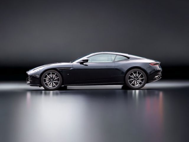 Aston Martin DB11 V12 Coupe Launch Edition -B&O-