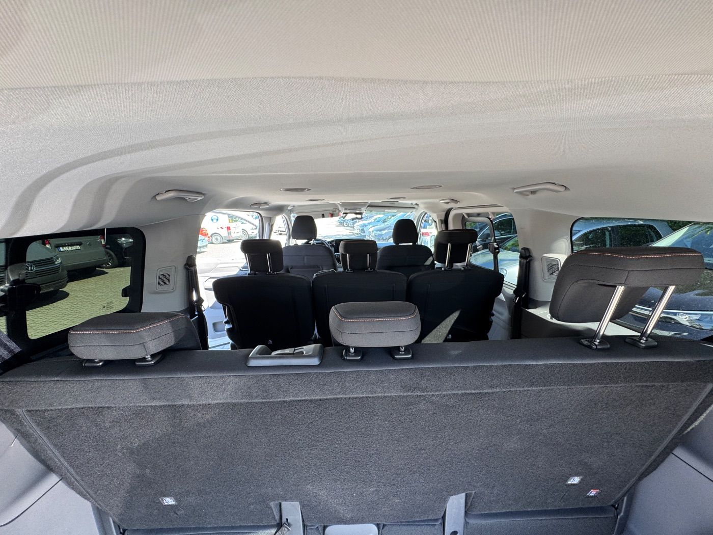 Volkswagen T7 Caravelle - Bild 10