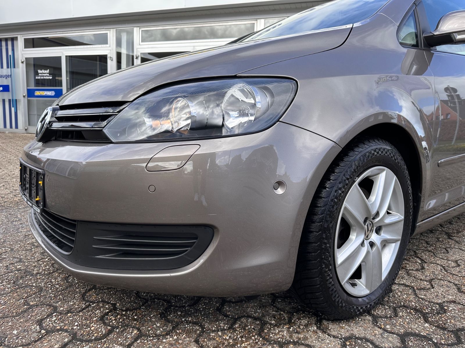 Fahrzeugabbildung Volkswagen Golf Plus 1.4 TSI DSG Comfortline AHK/PDC/GJR
