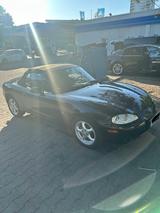 Mazda MX-5 1.6 16V 1.6 - Mazda MX-5 Gebrauchtwagen in München