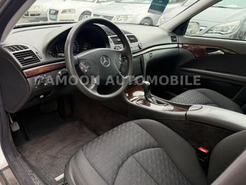 Mercedes E 200 - 8