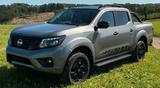 Nissan Navara Navara Pickup - graue Nissan Navara