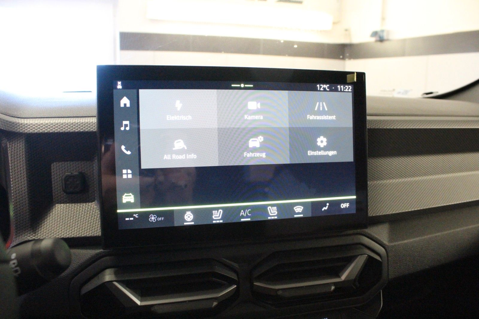 Fahrzeugabbildung Dacia Duster hybrid-G 150 4x4 Journey MY26