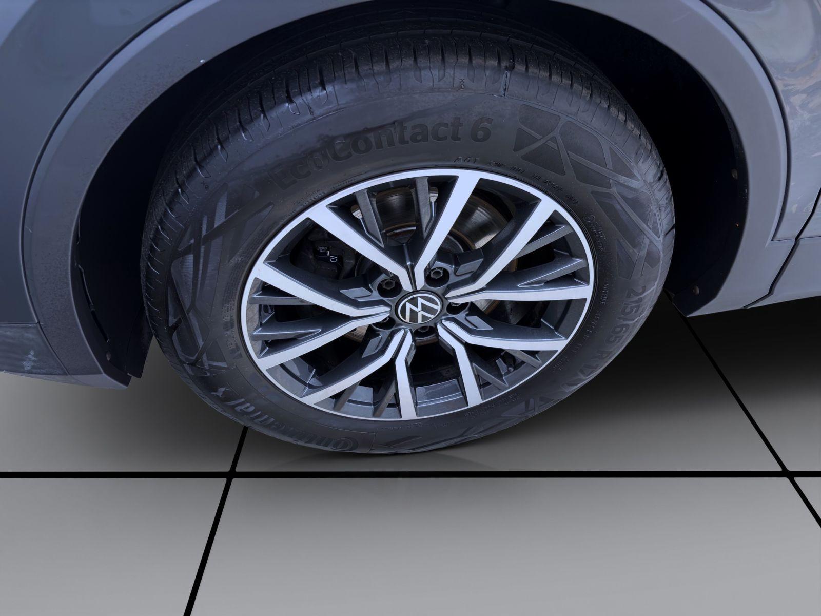 Volkswagen Tiguan 2.0 TDI LIFE NAVI SITZHZG PDC KLIMA