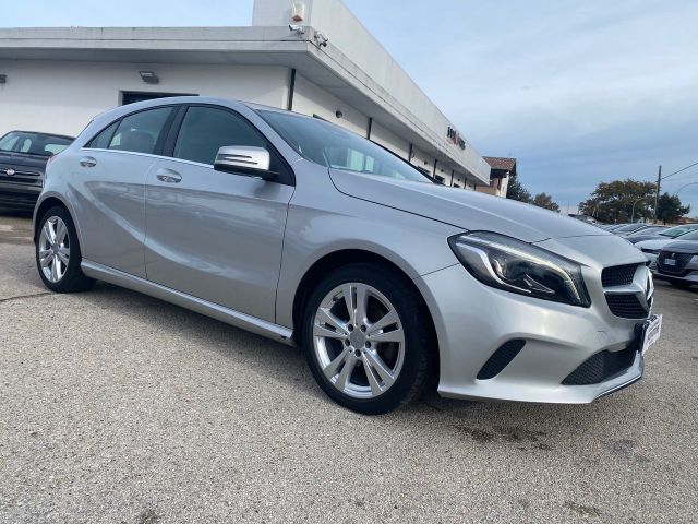 MERCEDES-BENZ Mercedes-benz A 180 d Automatic Sport 109cv