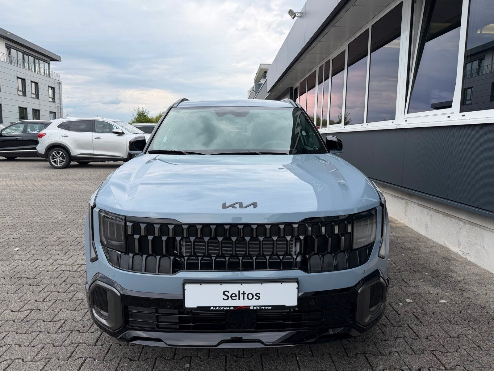 Fahrzeugabbildung Kia Seltos 1.6T 180 AWD DCT X-LINE STD