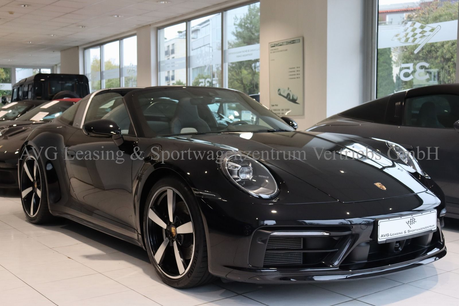 PORSCHE 992 911 Targa 4S Heritage/Pepita/SportDesign/1HD