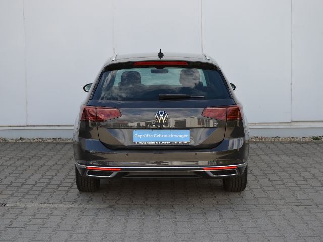 Passat Variant 2.0 TDI DSG Elegance AHK/MATRIX/N