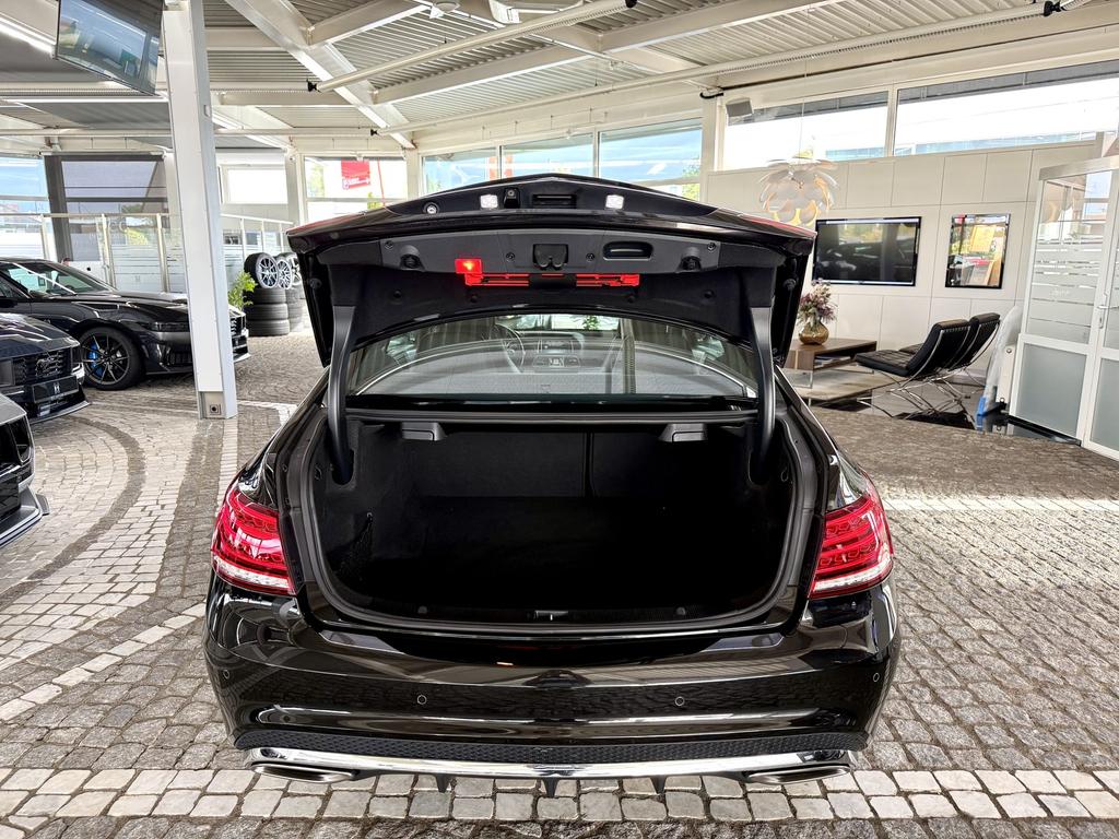 Mercedes-Benz E 320