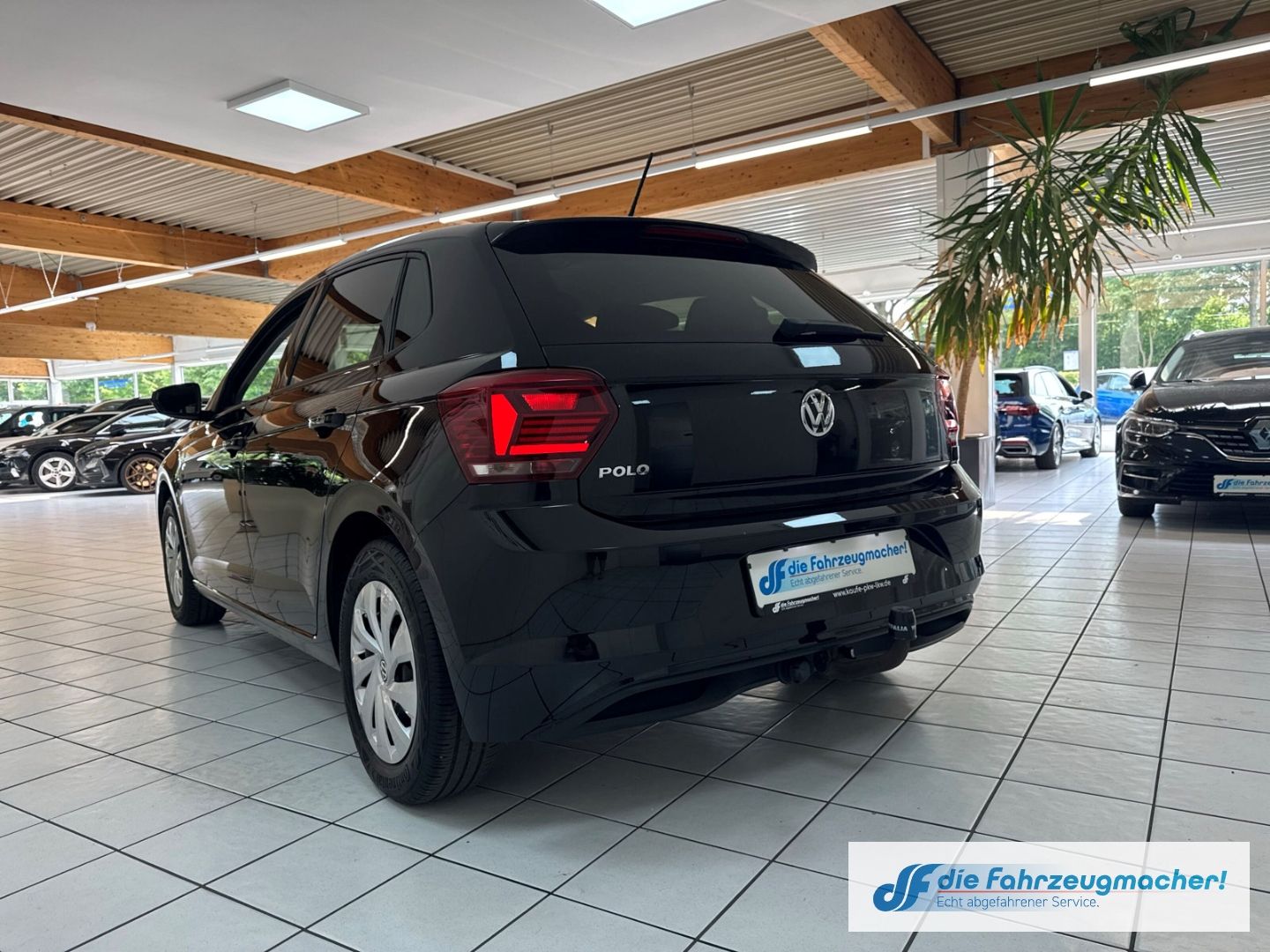 Fahrzeugabbildung Volkswagen Polo VI Comfortline 1.0 TSI AHK ACCKlimaautom SH