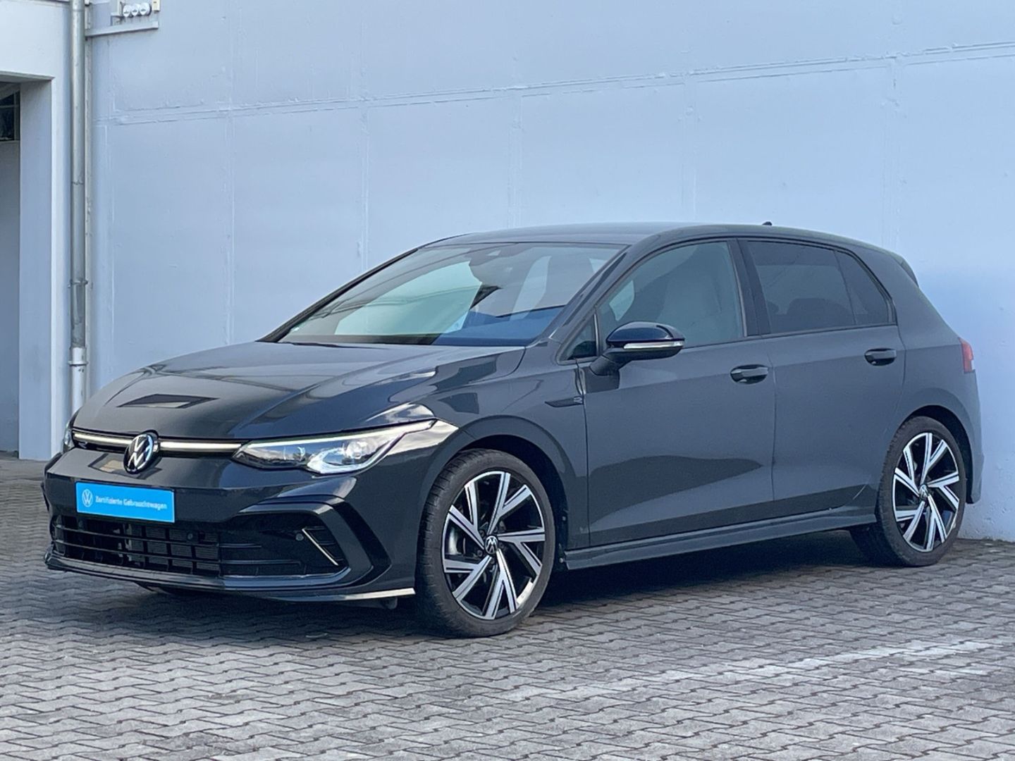 Golf VIII 1.5eTSI DSG R-Line AHK/Kamera/Navi/ACC