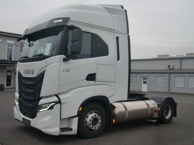 Iveco S-Way AS 440 S 46 T/P LNG Intarder