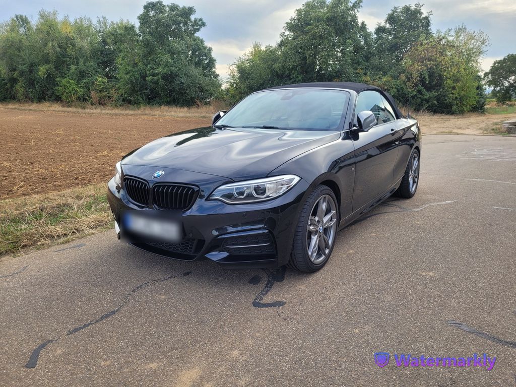 Image of BMW M240i