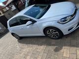 Volkswagen Golf 1.4 TSI 92kW Sound Variant Sound - Volkswagen Golf: 1.9