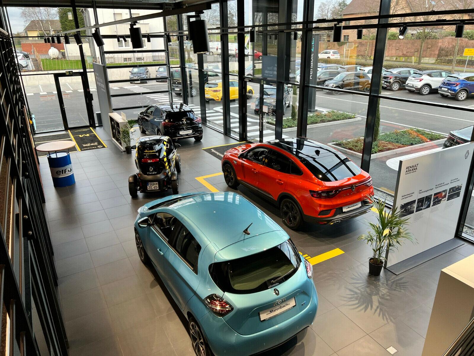 showroom-image-top