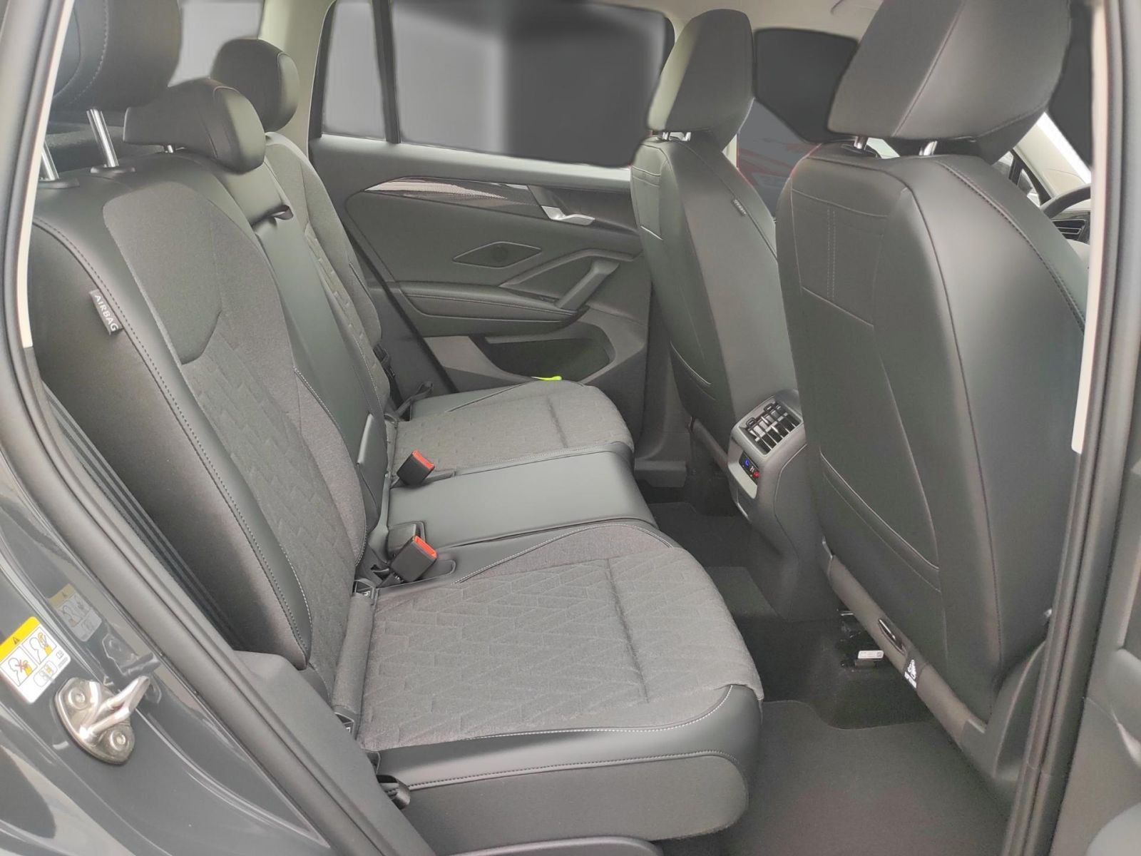 Volkswagen Tiguan - Bild 18